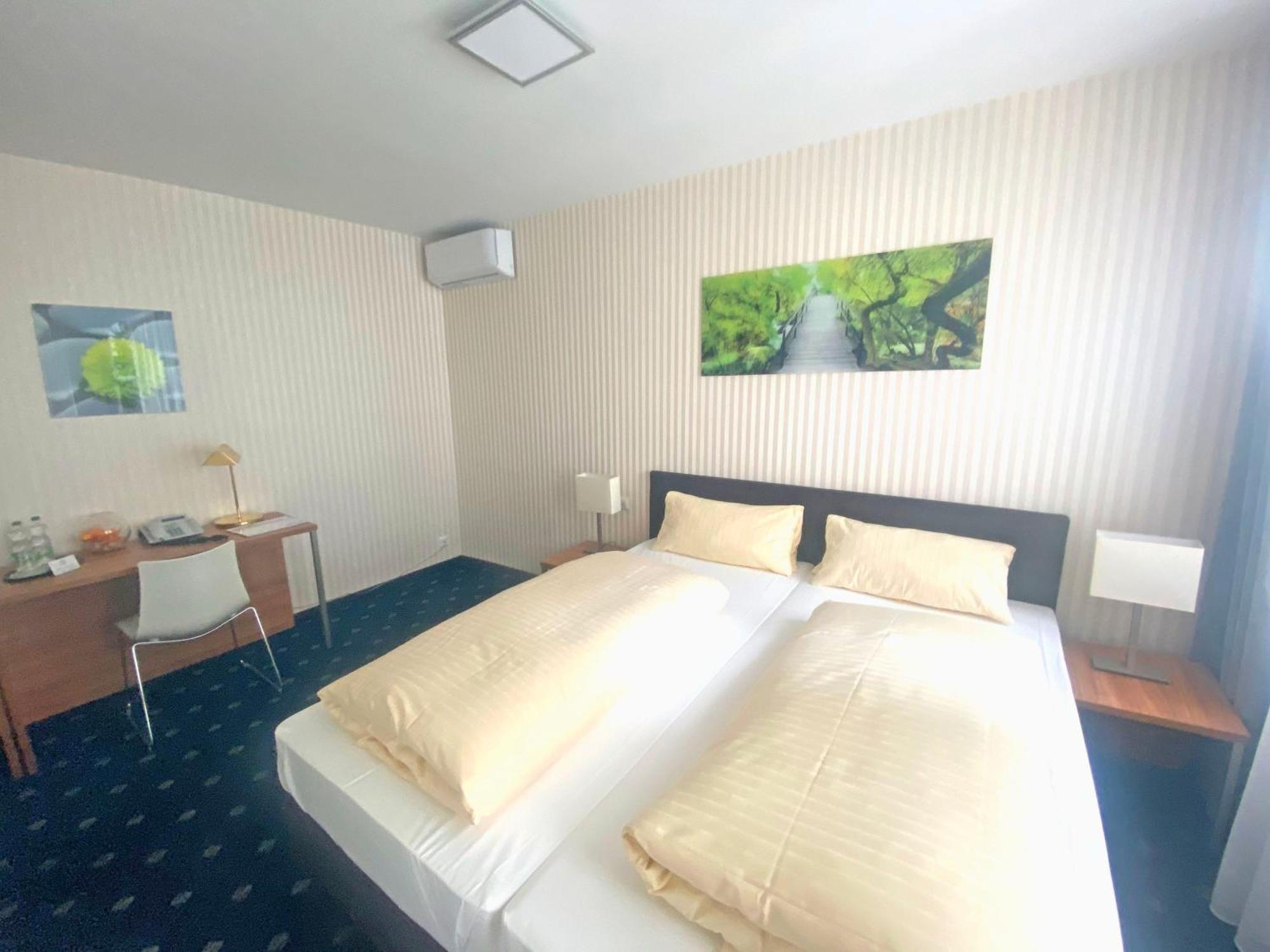 Hotel Benger Крефельд Экстерьер фото